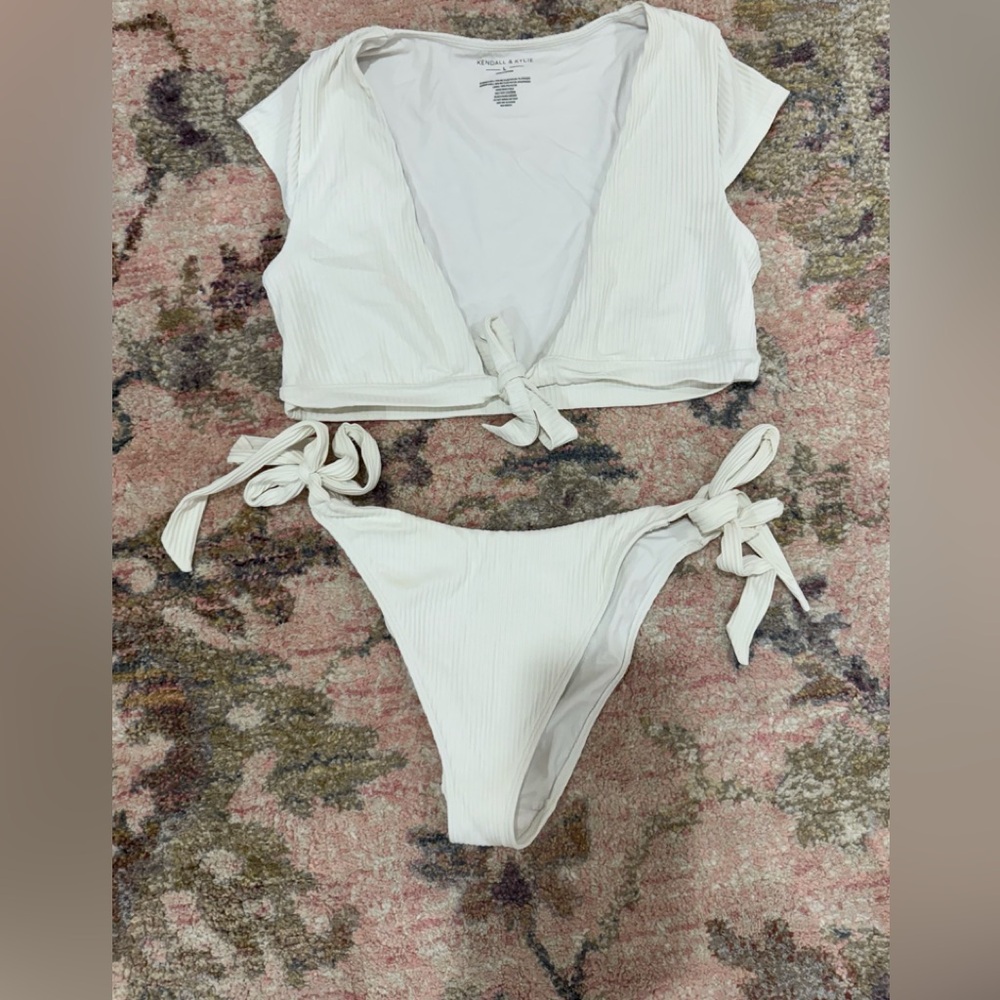 White Ribbed Bikini Set-Kendall and Kylie